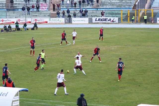 (GUARDA IL VIDEO) Un battagliero Cosenza lotta e blocca sul pareggio la Salernitana. Al San Vito finisce 0 a 0 62 CS Sa 033