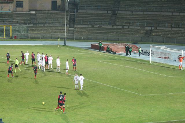 Coppa Italia, semifinale di andata: una prodezza di Criaco fa felice il Cosenza. Battuto il Pontedera 1 - 0 70 Cos pont 06