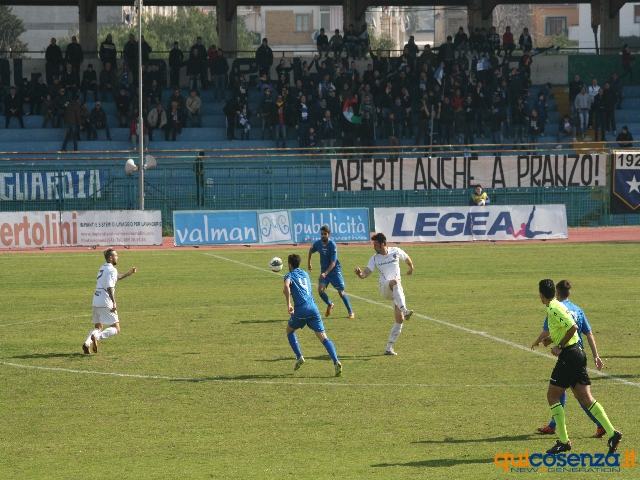 (VIDEO) Tra Paganese e Cosenza vince la noia e la paura di perdere. Finisce senza reti 92 Pag Cos5