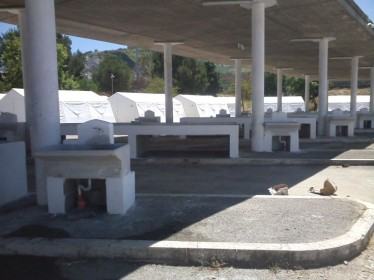 Distrutte le baracche disabitate, tendopoli inospitale. I residenti: 'Non siamo animali' (FOTO) 155 campo-rom-cosenza-sgombero (38)