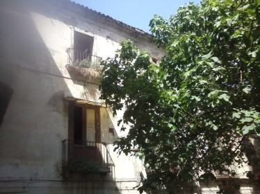Un altro crollo a Cosenza Vecchia, evacuata una famiglia (FOTO) 117 crollo-cosenza-vecchia (19)