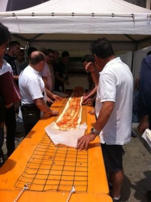 Tutto pronto a Rende per la pizza più lunga del mondo (Video delle prove) 56 pizza uno