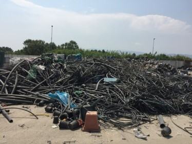 Quando la differenziata diventa business, a Corigliano la plastica si ricicla creando lavoro (FOTO) 71 GUCCIONE-RIGENERA-230715 (15)