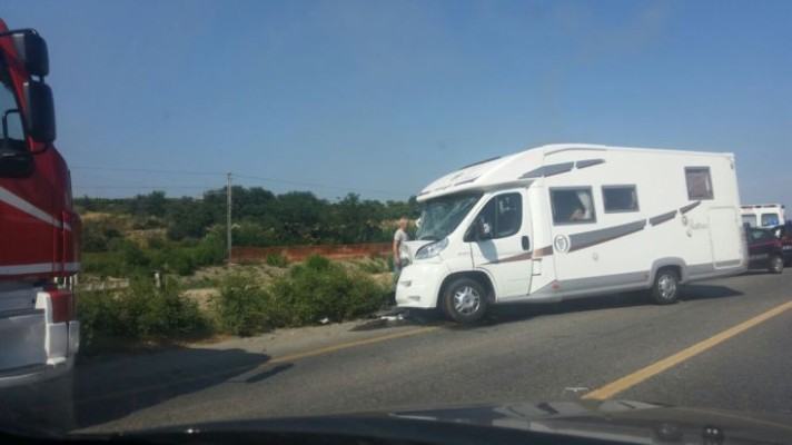 Caravan si scontra con un'auto sulla statale 534 a Doria (CS): 5 feriti, un uomo gravissimo (FOTO) 58 IMG-20150804-WA0002