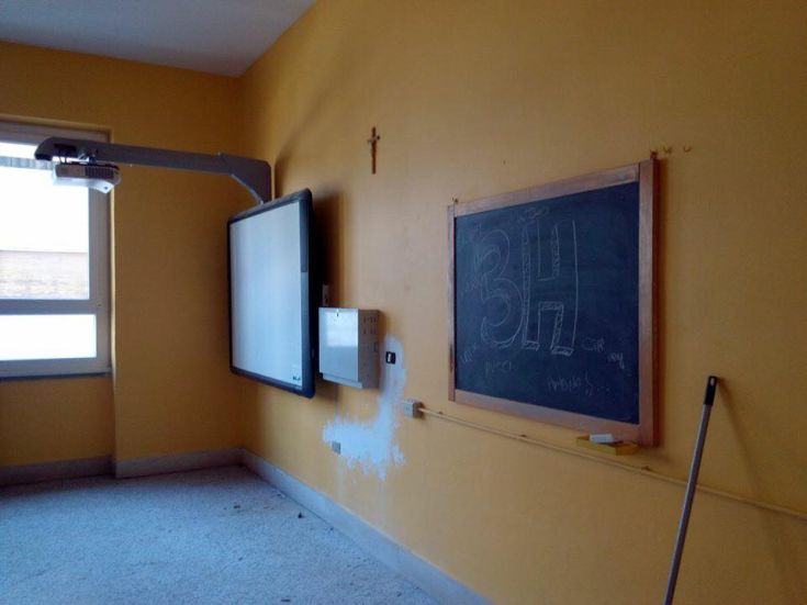 Le scuole cosentine si rifanno il look grazie al progetto del comune denominato 'Scuole belle' (FOTO) 62 scuola 03