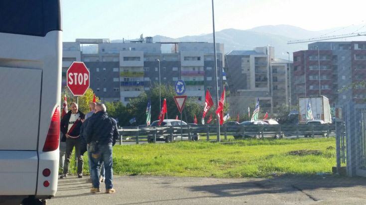 Mobilitazione sindacati: disagi e blocchi all'uscita della A3 di Cosenza Nord, 106 jonica e imbarchi di Villa (FOTO) 71 IMG-20151130-WA0003
