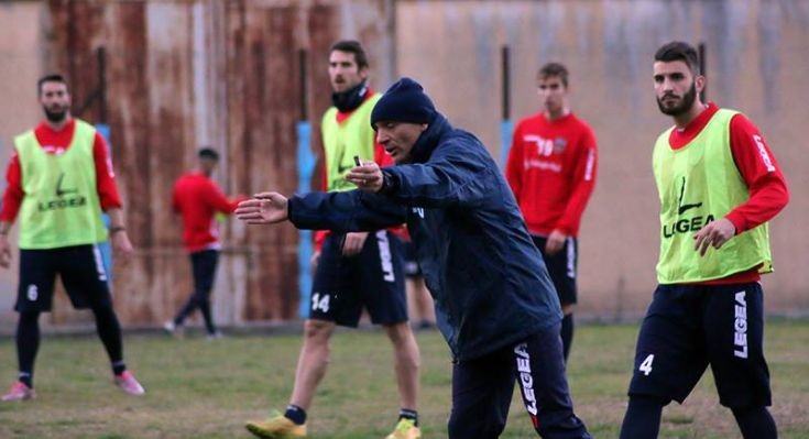 Cosenza riprendere subito la marcia. Roselli: “Monopoli squadra da trasferta ma noi stiamo crescendo” 54 Un momento della rifinitura di questa pomeriggio. Cosenza Calcio photo