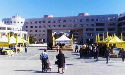 Produttori latte 'trasformano' il Metropolis in una stalla: ''Le multinazionali vi truffano'' (FOTO) 122 coldiretti-latte (11)