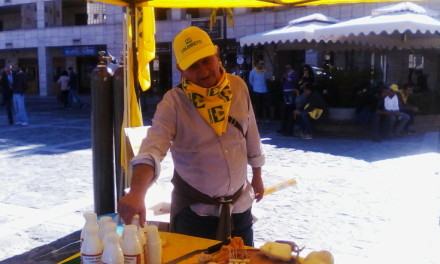 Produttori latte 'trasformano' il Metropolis in una stalla: ''Le multinazionali vi truffano'' (FOTO) 128 coldiretti-latte (17)