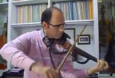 Domenico Lombardo, l'insesgnante di musica 48enne aggredito dalla donna