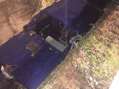 Il maltempo flagella la Calabria. Trovato morto il 43enne disperso a Taurianova. Violentissime mareggiate sullo Jonio 54 auto disperso taurianova