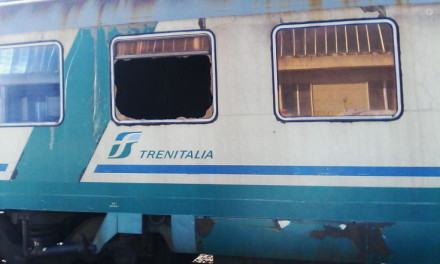 Incendio treno a via Popilia, verifiche tecniche confermano ipotesi dell'episodio doloso (FOTO) 92 vaglio-lise-incendio-trenop (14)