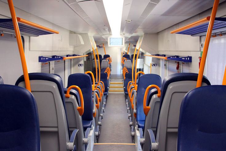 Nuova musica sui binari della linea Jonica: da Sibari a Reggio si viaggia con i moderni "Atr220 Swing" 57 ATR 220 Swing4