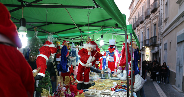 "Benvenuto Natale". A Cetraro dal 5 dicembre al via la seconda edizione con stand, musica, giochi, luci e laboratori creativi 60 Benvenuto-Natale-7
