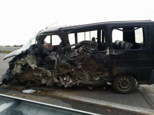 Le condizioni del Ducati centrato in pieno dall'autocarro (Associazione “Basta Vittime Sulla Strada Statale 106”)