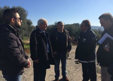 Rossano, scarichi abusivi lungo gli argini del Trionto. Serve una bonifica urgente dell'intera area 54 SOPRALLUOGO-TRIONTO-2701016 (2)