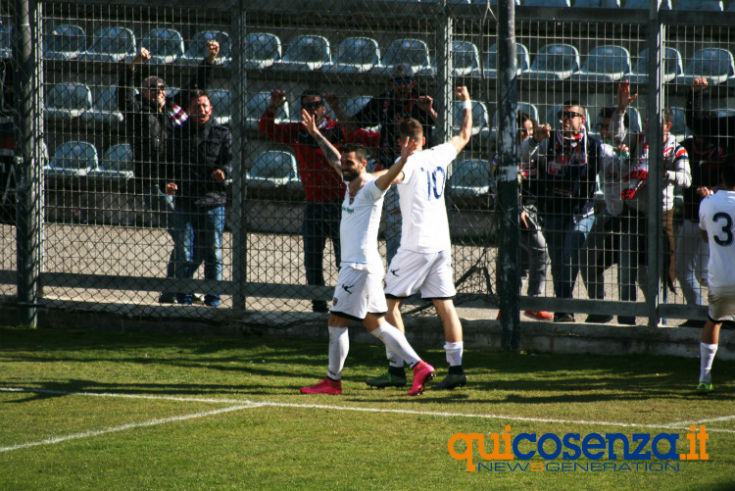 Lupa-Cosenza_goal01