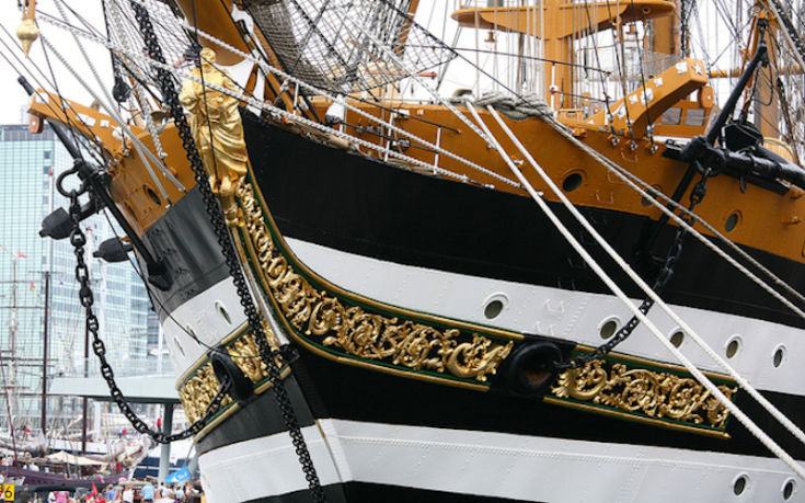 Amerigo Vespucci nave