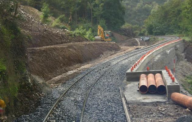Sistemazione frana Carpanzano con muro di contenimento e gabbioni, estate 2009