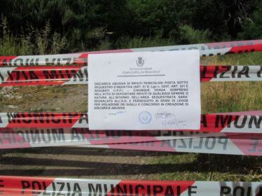 Sequestrata a Cosenza discarica abusiva di pneumatici 57 IMG_1917