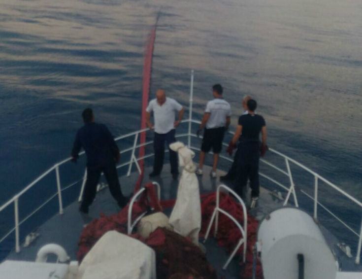 Pesca abusiva, sequestrati dieci chilometri di reti illegali 57 reti pesca 2