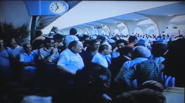 Foto sbiadite dal tempo quando la stazione era presa d'assalto da centinaia di viaggiatori