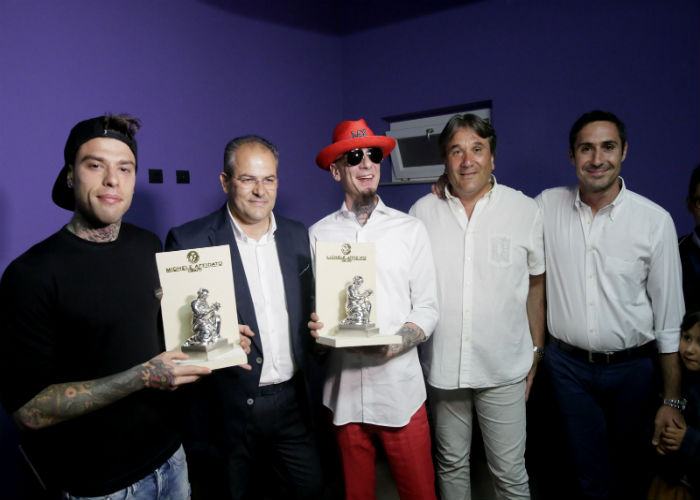 Summer Arena in delirio per J-Ax e Fedez: da 'Calabrisella' a 'Vorrei ma non posto' 59 jax
