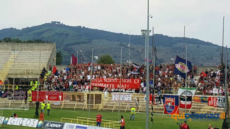 Tifosi Cosenza_latella