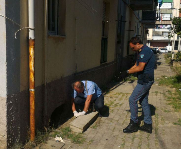 Cosenza, sorvegliato speciale arrestato per detenzione e spaccio di cocaina 56 polizia arresto mele 02