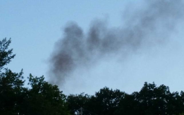 Rom, prostituzione e rifiuti in contrada Cutura? Si continua a sottovalutare il problema (AUDIO) 60 Rende-fumo-nero-02-643x400