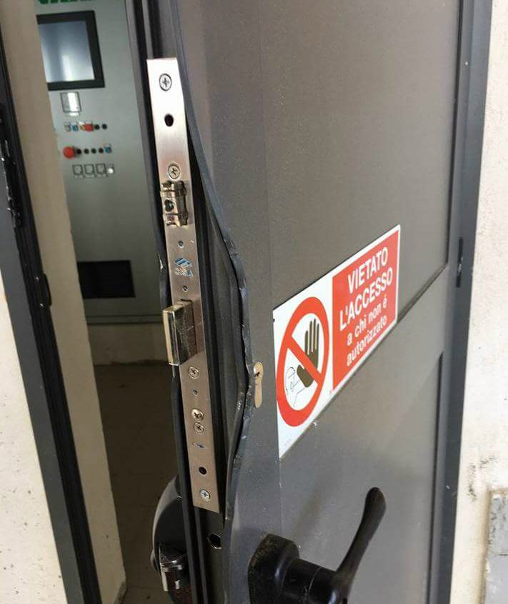 lorica-porta-divelta-01