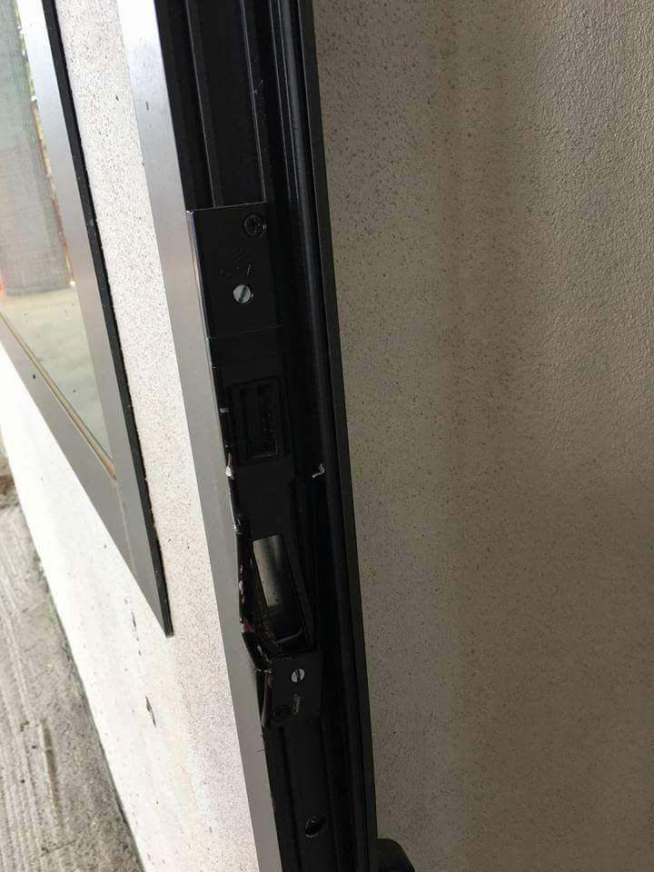 lorica-porta-divelta-02