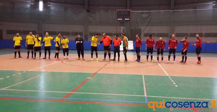 CSI Cosenza, dopo le gare do coppa riparte il campionato... ancora nel segno del San Francesco 52 eremiti-carolei-atletico-futsal-ingresso-in-campo