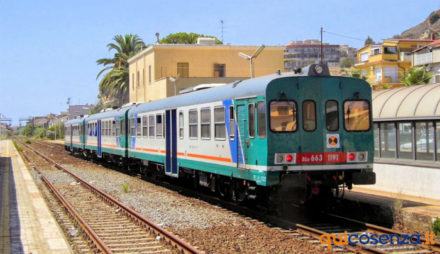 linea-jonica-treno02