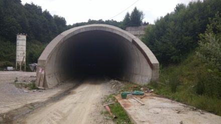 galleria-da-completare-della-strada-che-non-c