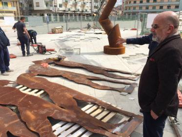 Giuseppe Gallo a piazza Bilotti_Filosofi guerrieri