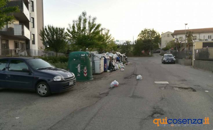 Incivili Rende spazzatura3