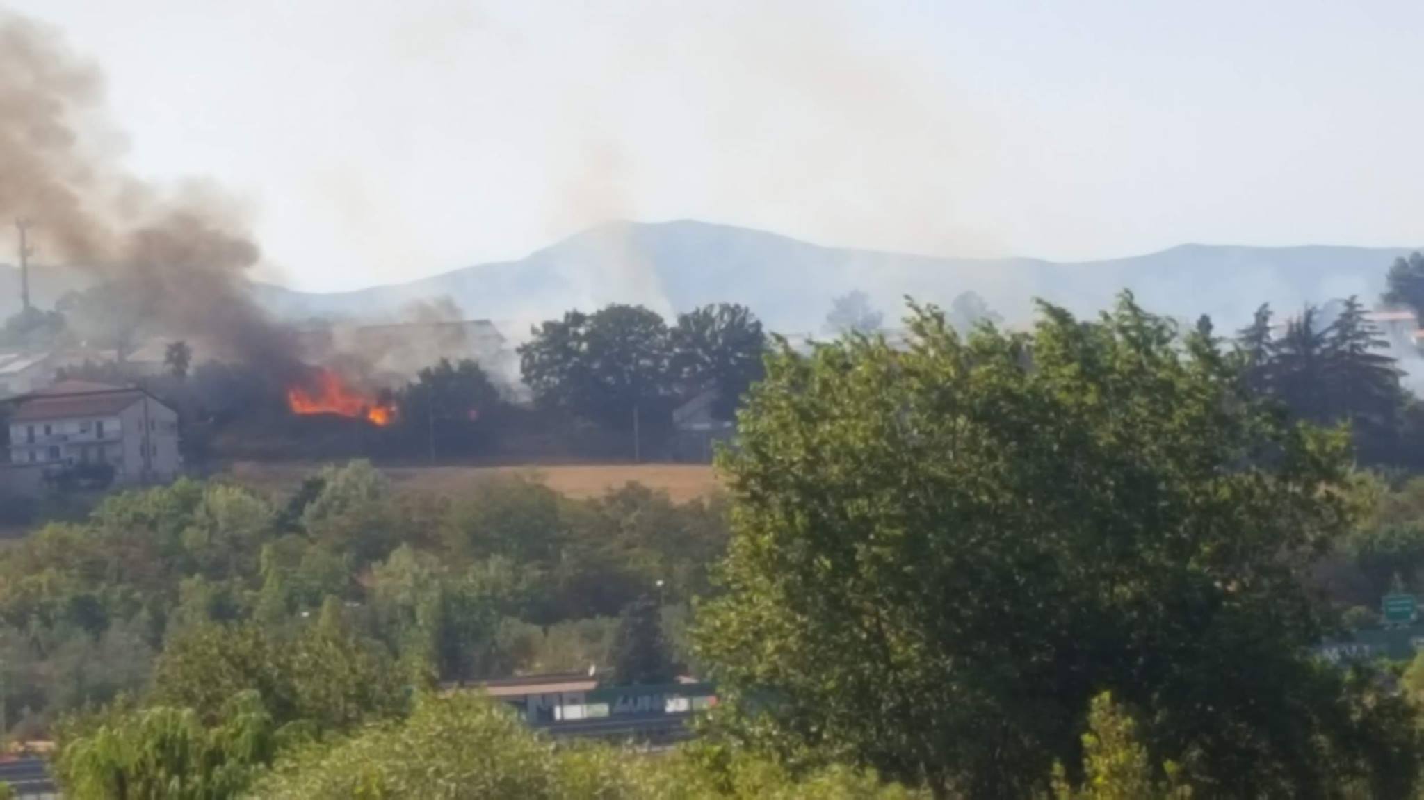 incendio piano di maio