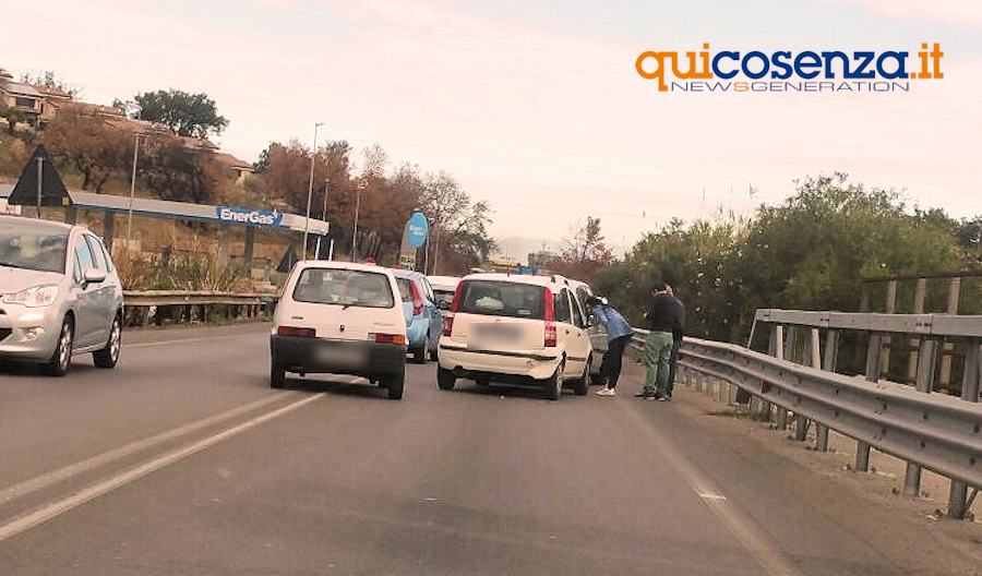 Incidente Rende 107 viale giardini