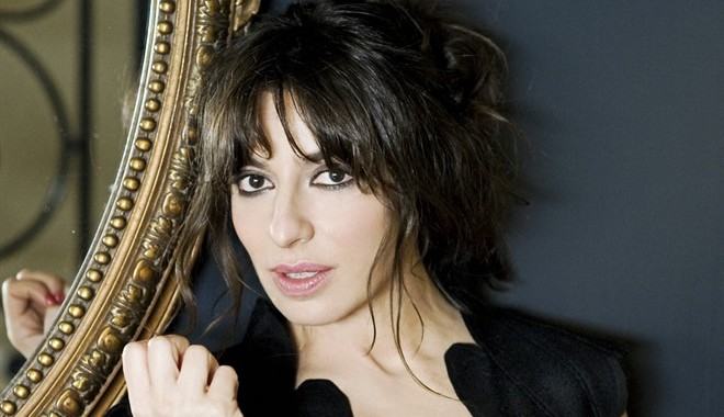 Sabrina-Impacciatore-VF-10-2013_660x380