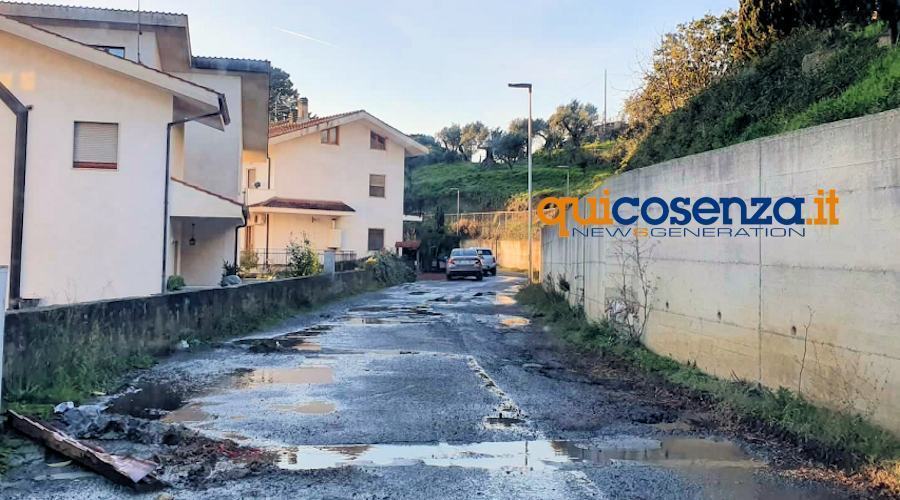 Cosenza, numerose perdite idriche non riparate da mesi. Interrogazione di  Spadafora - QuiCosenza.it