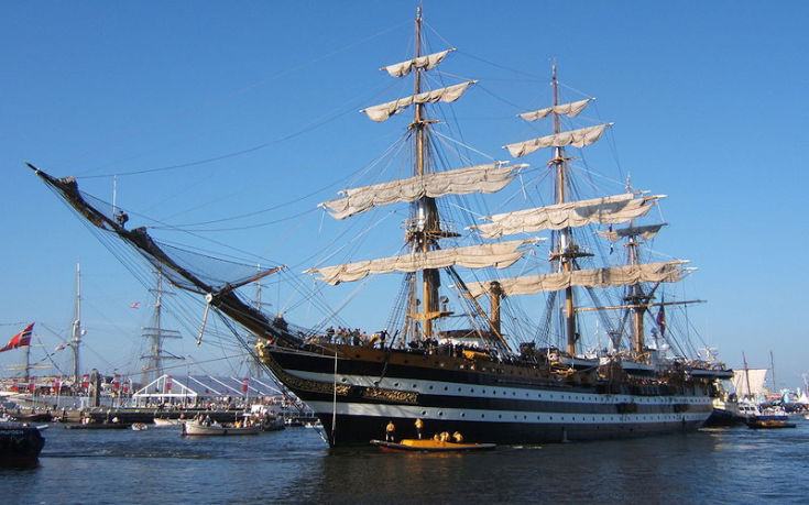 Amerigo Vespucci nave Mairina militare