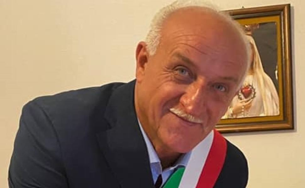 Giovanni-Lucia-sindaco-colosimi.