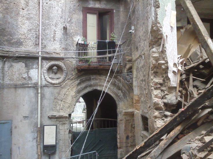 crollo-cosenza-vecchia-1