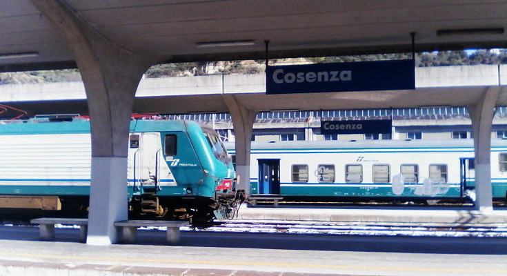 stazione-cosenza-treni-vaglio-lise-241-735x400