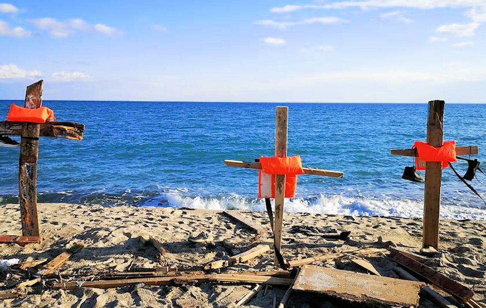 Croci cutro naufragio