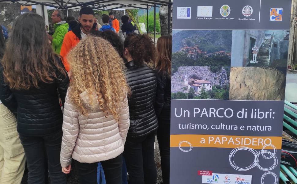 Papasidero un parco di libri