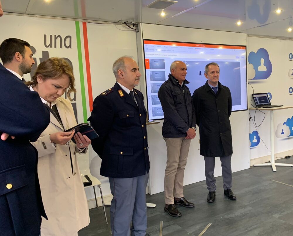 Sindaco Franz Caruso Questore Spina