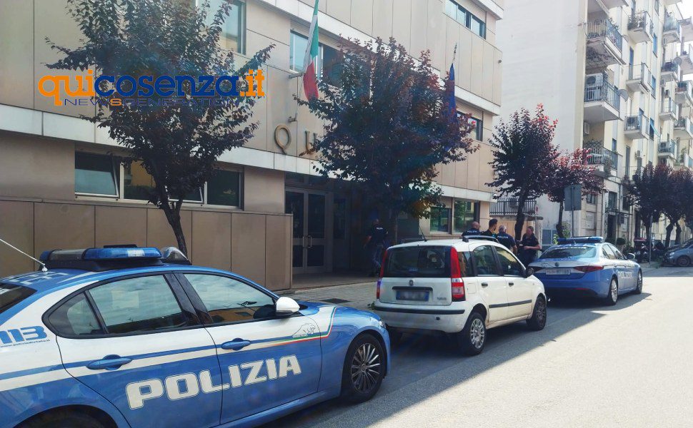 questura polizia cosenza 01