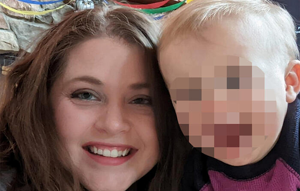 Donna uccisa dal figlio